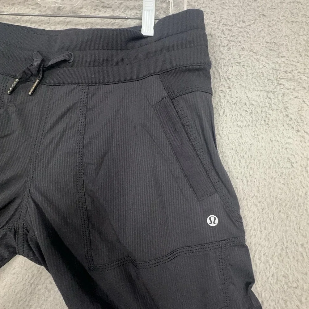 Lululemon Pants Womens 8 Black Capri Stretch Woven Drawstring Pockets Yoga Gym